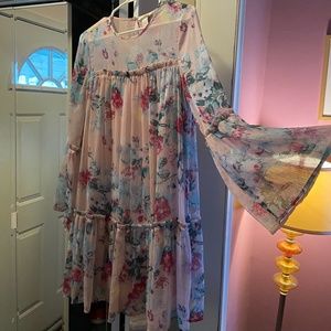 H&M Floral bell sleeve dress Size 8